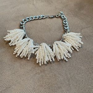 NWOT Banana Republic statement necklace